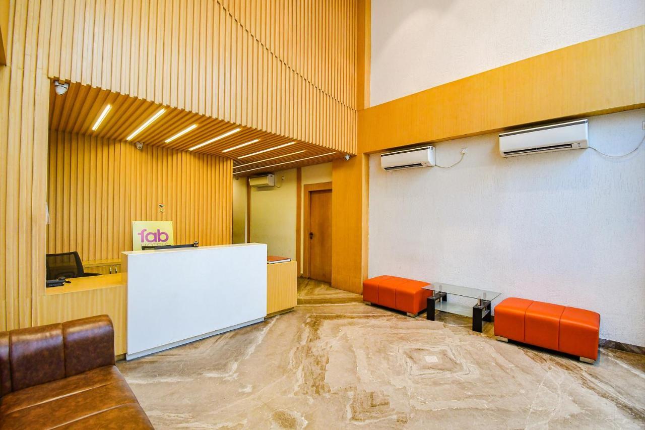 Fabhotel Kzar Select - 2Km From Park Street Calcutta Buitenkant foto