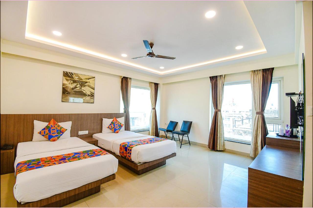 Fabhotel Kzar Select - 2Km From Park Street Calcutta Buitenkant foto